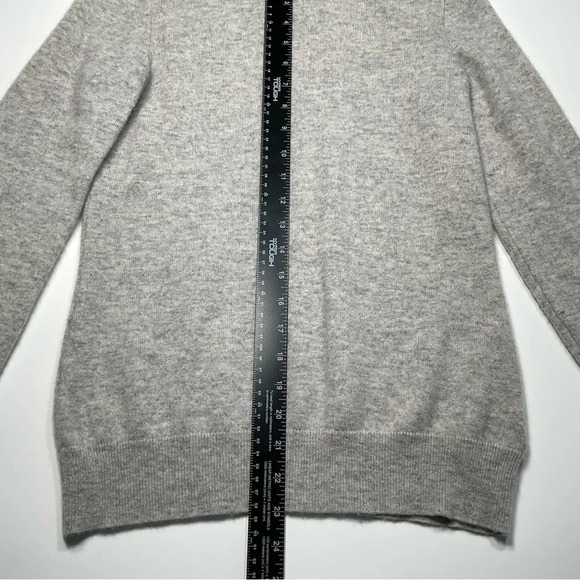 Nanette Lepore Sweater XS Gray 100% Cashmere Mock Neck Quiet Luxury Soft Cozy - Picture 4 of 10